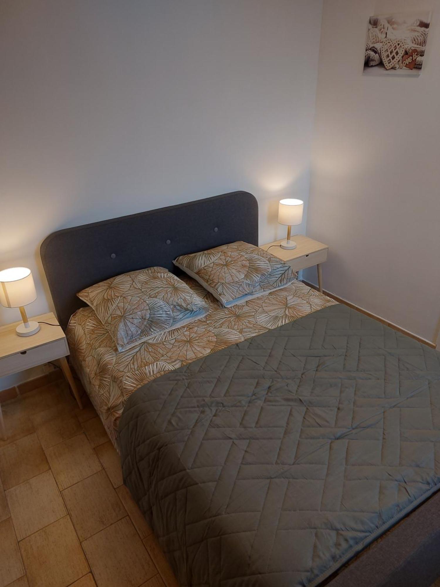 A La Cour De La Sucrerie Apartment Бинш Екстериор снимка